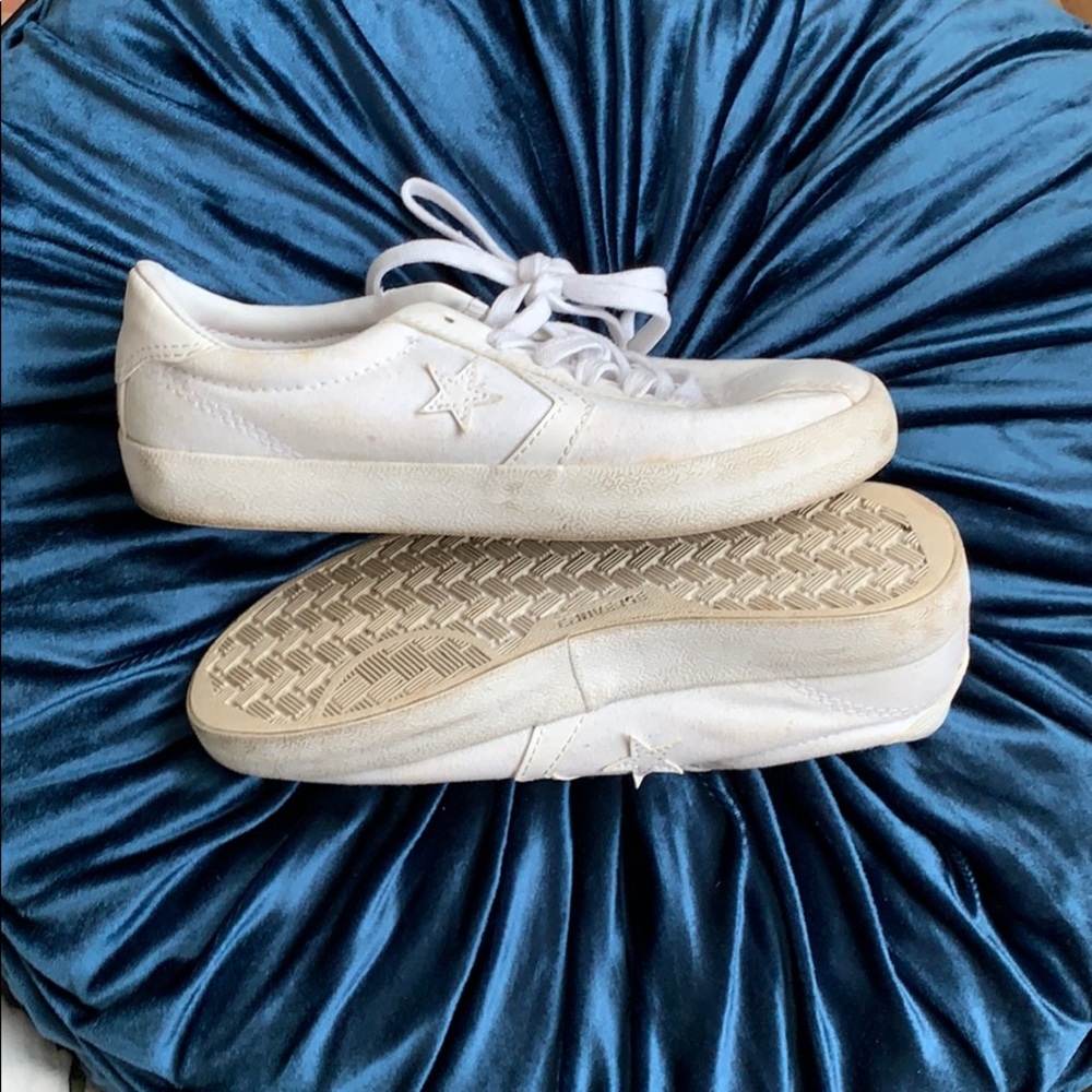 Shoes - Picture 4 of 4